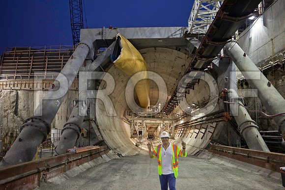 7031_DG_Mimai_Tunnel_01112012_Miami_FL_IMG_2998