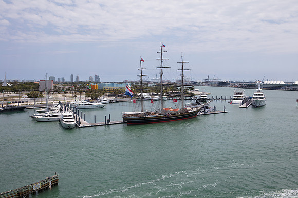 20170426_Island_Garden_Marina_S5D0356