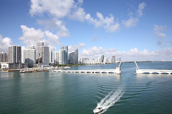20151216_Meric_park_Shoping_20151216_Venetian_Causeway_Bridge_Project_IMG_5008