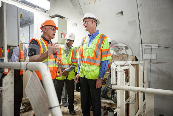 20120614-DG_Govenor_Rick_Scott_Visite_MT_Miami_FL_IMG-6642
