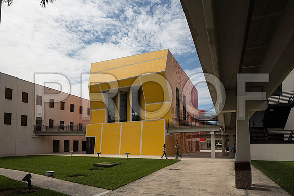 20140228_FIU_Nick_EXB_9C7C1432