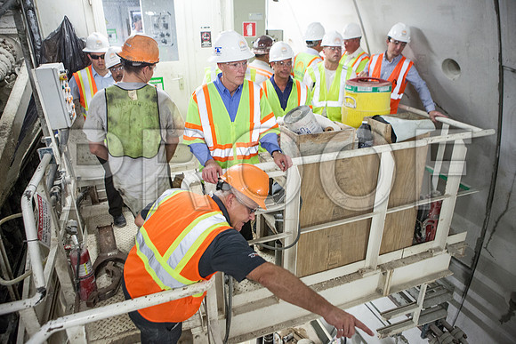 20120614-DG_Govenor_Rick_Scott_Visite_MT_Miami_FL_IMG-6668