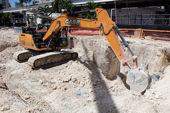 20160810_300_Biscayne_Vice_Moriarty_S5A1215