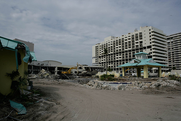 St_Regis_Demolition_20071025_Bal_Harbor_FL-0093