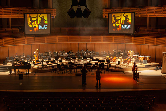 4900_Ballet_Rehearsal_Art_Center_Miami_FL_2008_11_08_ZV4N00024