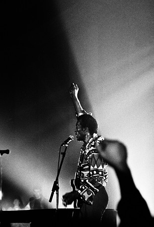 2511_FM_BW_35MM_CW_CHUCK_BERRY_CONCERT_1990_007