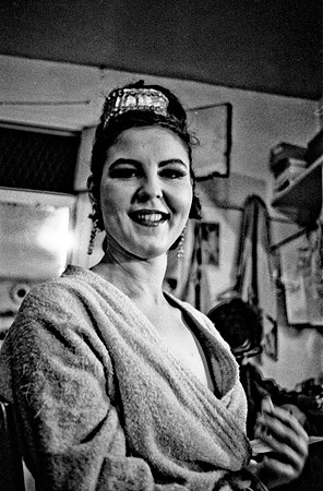 2513_FM_BW_35MM_CW_FOLIS_BEGERE_1992_006