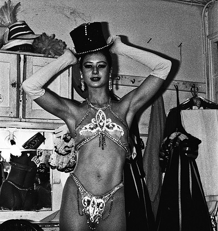 2524_FM_BW_35MM_CW_FOLES_1987_004