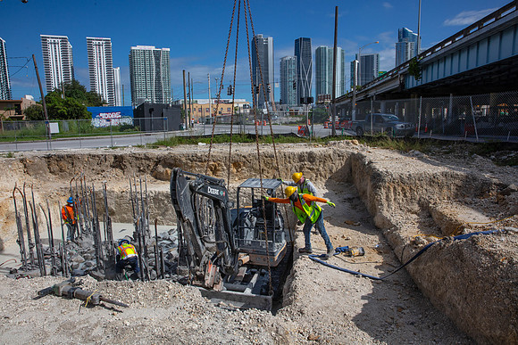 20201026_Connecting_Miami__75A6343