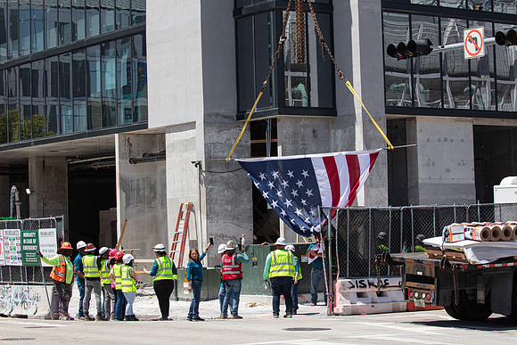 20260508_E-11 100�_Moriarty_20260508_E11_Flag_up_Moriarty_075A7090