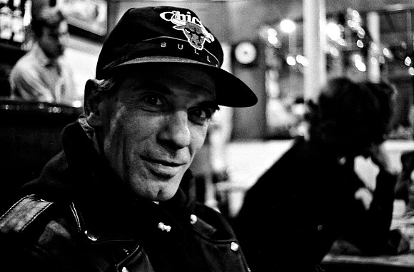 2512_FM_BW_35MM_CW_DEC_1991_14