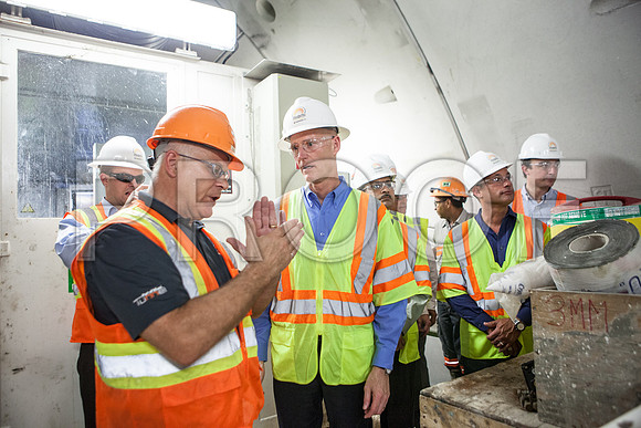 20120614-DG_Govenor_Rick_Scott_Visite_MT_Miami_FL_IMG-6561