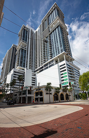 20260730_untitledLas Olas_2_100_Moriarty_075A8258.CR2