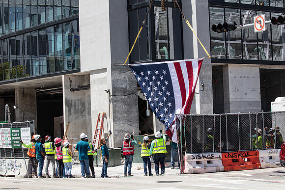 20260508_E-11 100�_Moriarty_20260508_E11_Flag_up_Moriarty_075A7092