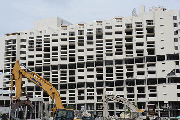 St_Regis_Demolition_20071025_Bal_Harbor_FL-0069