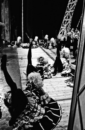 2512_FM_BW_35MM_CW_DEC_1991_26