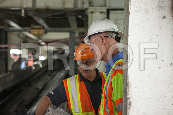 20120614-DG_Govenor_Rick_Scott_Visite_MT_Miami_FL_IMG-6542