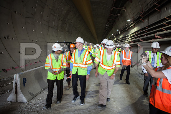 20120614-DG_Govenor_Rick_Scott_Visite_MT_Miami_FL_IMG-6979