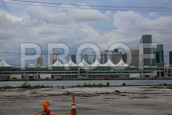 20140802_Miami_Tunnel_9C7C8808
