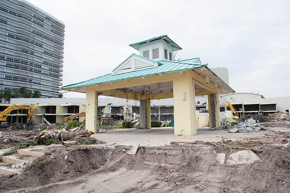 St_Regis_Demolition_20071025_Bal_Harbor_FL-0114