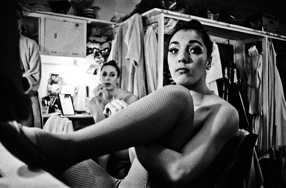 2518_FM_BW_35MM_CW_FOLES_1992_025