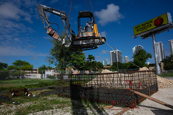 20201026_Connecting_Miami__75A6349