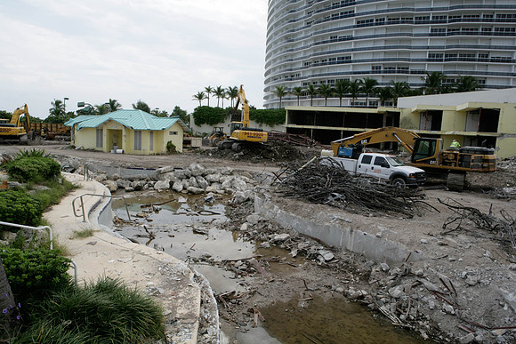 St_Regis_Demolition_20071025_Bal_Harbor_FL-0165-2