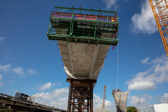 20201026_Connecting_Miami__75A6204