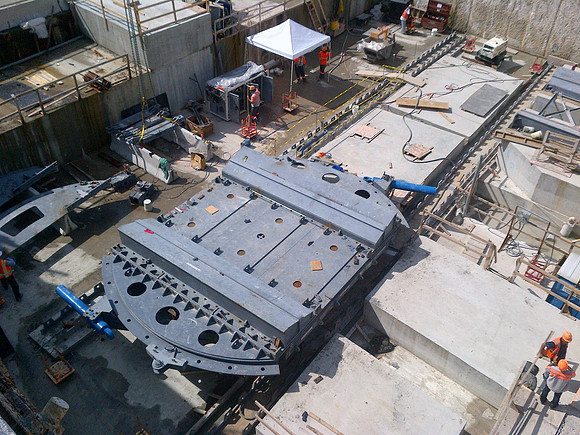 TURNTABLE1