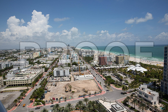 20130822_Related_9C7C9667