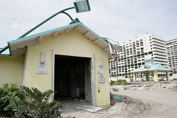St_Regis_Demolition_20071025_Bal_Harbor_FL-0090-2