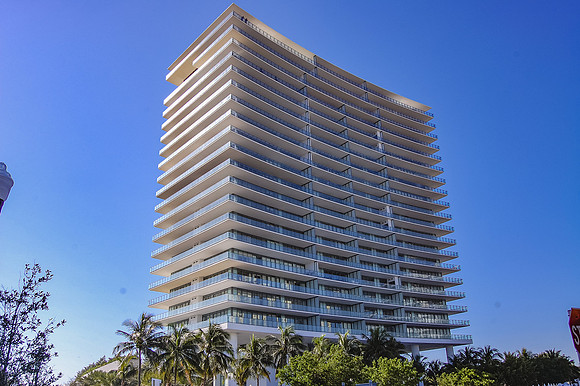 MORIARTY_Apogee Condo SoBe