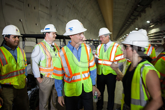 20120614-DG_Govenor_Rick_Scott_Visite_MT_Miami_FL_IMG-6960