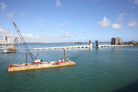 20151216_Meric_park_Shoping_20151216_Venetian_Causeway_Bridge_Project_IMG_5021