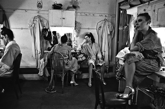 2517_FM_BW_35MM_CW_FOLES_1992_006
