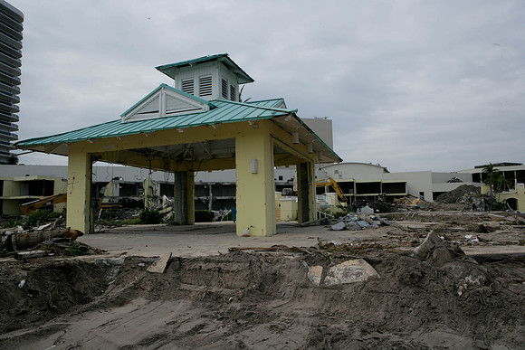 St_Regis_Demolition_20071025_Bal_Harbor_FL-0117-2