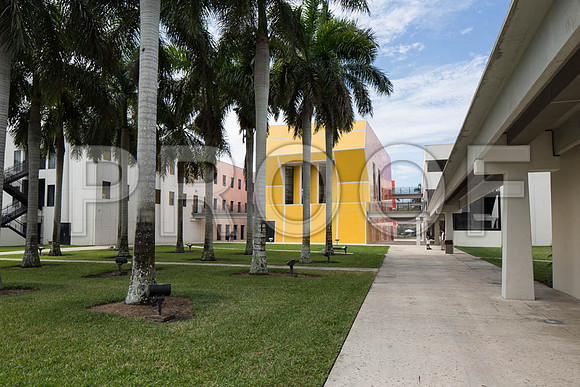 20140228_FIU_Nick_EXB_9C7C1431
