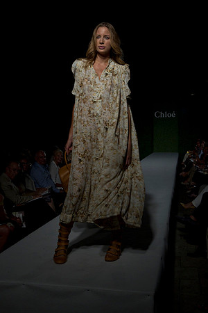 7016_DG_CLOE_FASHION_FISHER_11282011_AL1B2957
