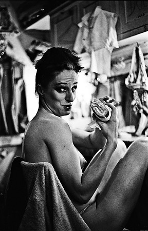 2516_FM_BW_35MM_CW_FOLES_1988_007