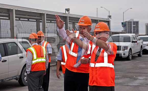 7031_DG_Mimai_Tunnel_01112012_Miami_FL_IMG_2738