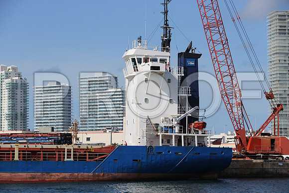 20140820_Miami_beach_Port_Coast_Gard_CG3P2013