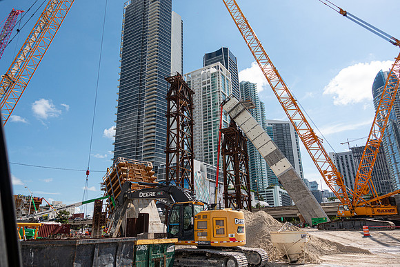 20221103_Connecting_Miami_JS_DSC08840