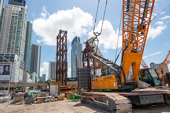 20221011_Connecting_Miami_JS_DSC07082