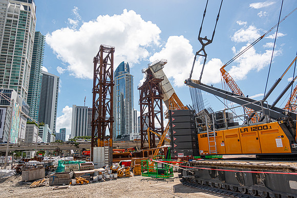 20221011_Connecting_Miami_JS_DSC07088