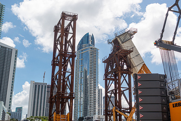 20221011_Connecting_Miami_JS_DSC07097