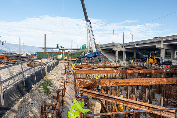 20221110_Connecting_Miami_JS_DSC09764