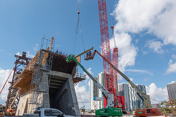 20221103_Connecting_Miami_JS_DSC08795