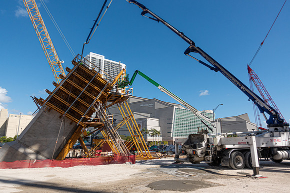 20221104_Connecting_Miami_JS_DSC08936