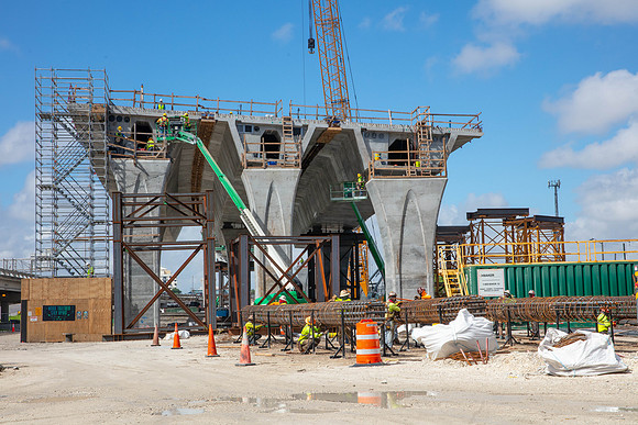 20201026_Connecting_Miami__75A6183