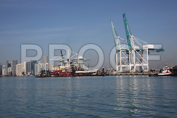20150225_Port_Of_Miami_Dredging_9C7C0057